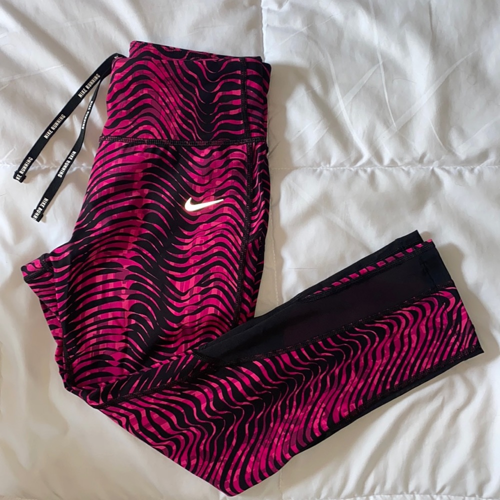 Nike High Rise Capri Leggings, XS